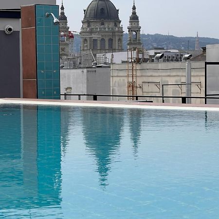 Luxe Central Studio With Pool, Parking & Ac بودابست المظهر الخارجي الصورة