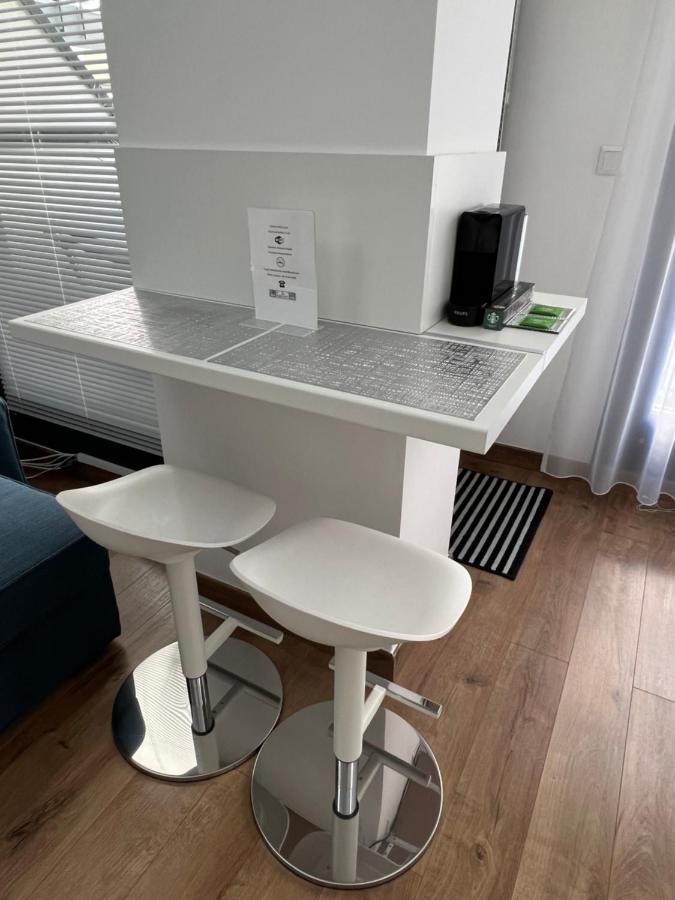 Luxe Central Studio With Pool, Parking & Ac بودابست المظهر الخارجي الصورة
